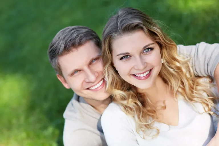 Знакомства: история, особенности и влияние на современное общество