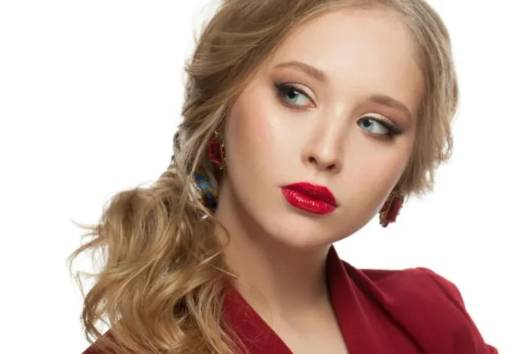 Как вести себя с эскорт девушкой: практические советы и нюансы